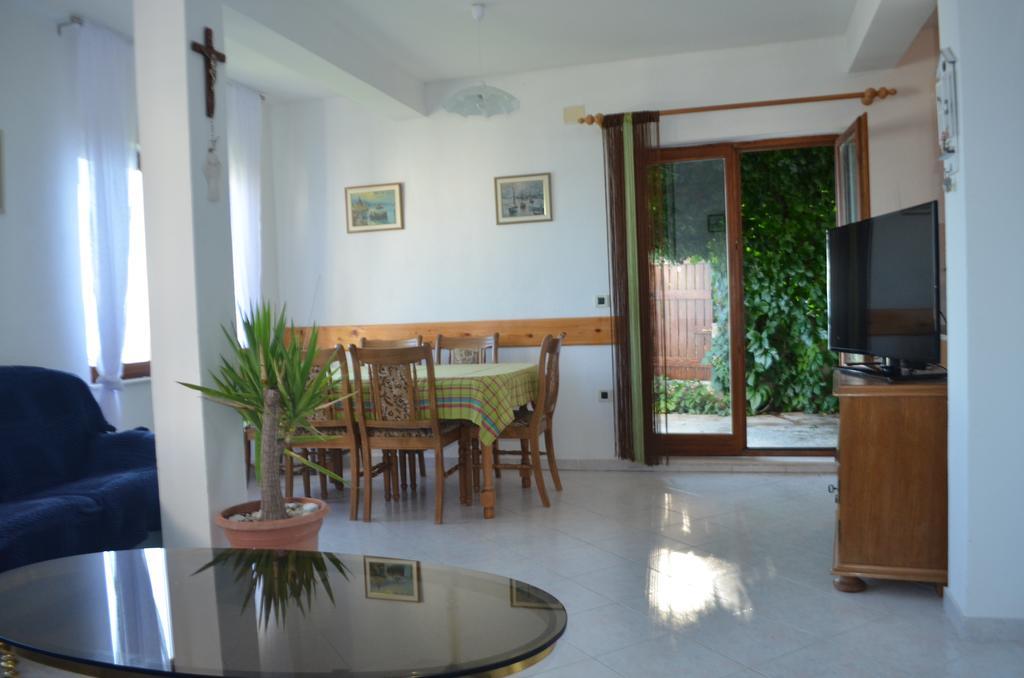 Holiday Villa In Omis Bagian luar foto